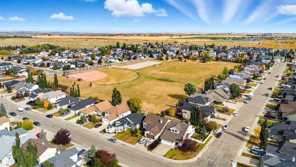 MLS® A2261650 - 79 Hillcrest Boulevard  in Hillview Estates Strathmore, Residential