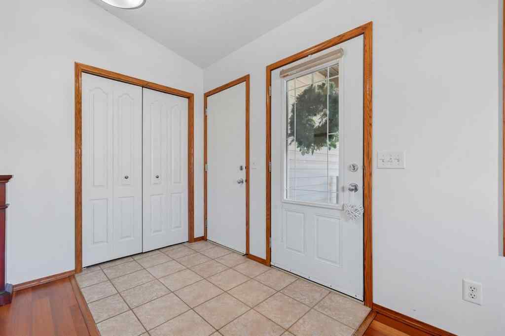 MLS® A2261650 - 79 Hillcrest Boulevard  in Hillview Estates Strathmore, Residential