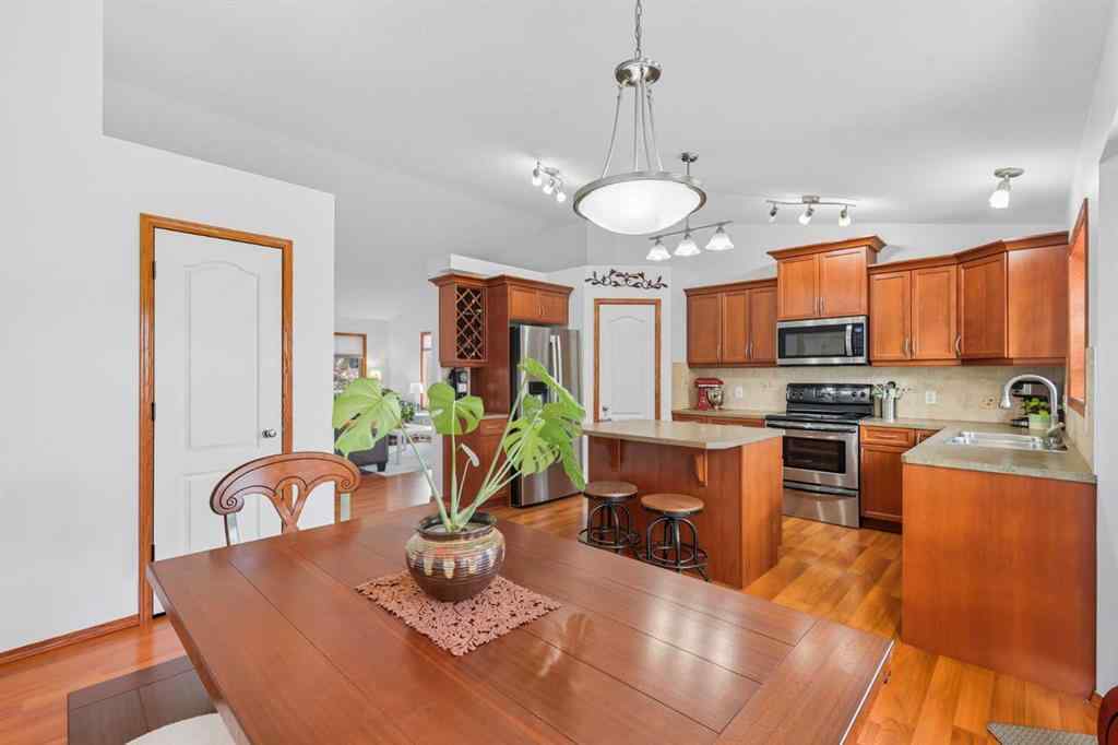 MLS® A2261650 - 79 Hillcrest Boulevard  in Hillview Estates Strathmore, Residential