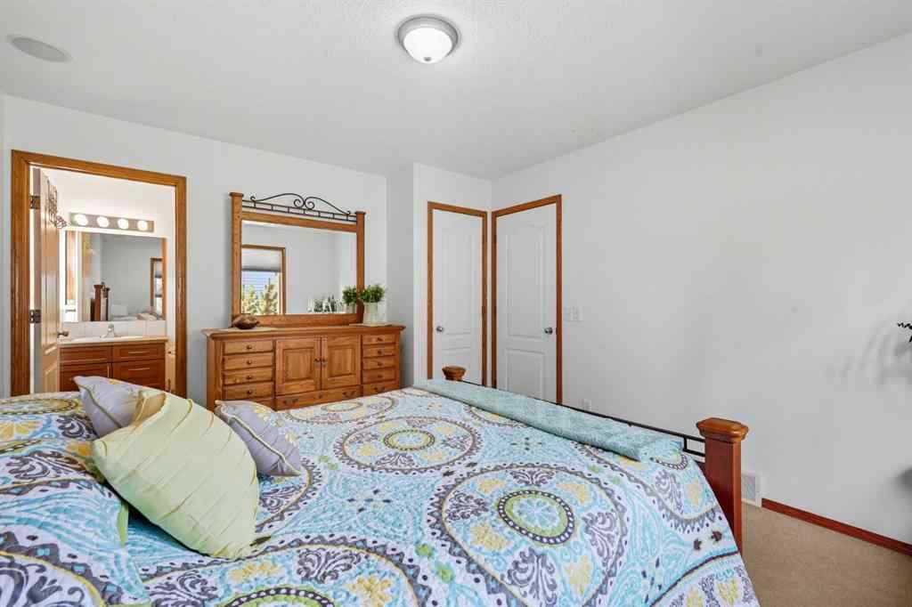 MLS® A2261650 - 79 Hillcrest Boulevard  in Hillview Estates Strathmore, Residential