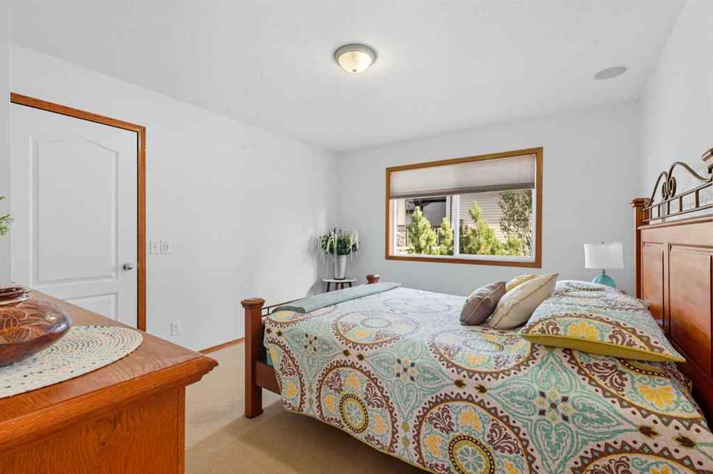 MLS® A2261650 - 79 Hillcrest Boulevard  in Hillview Estates Strathmore, Residential