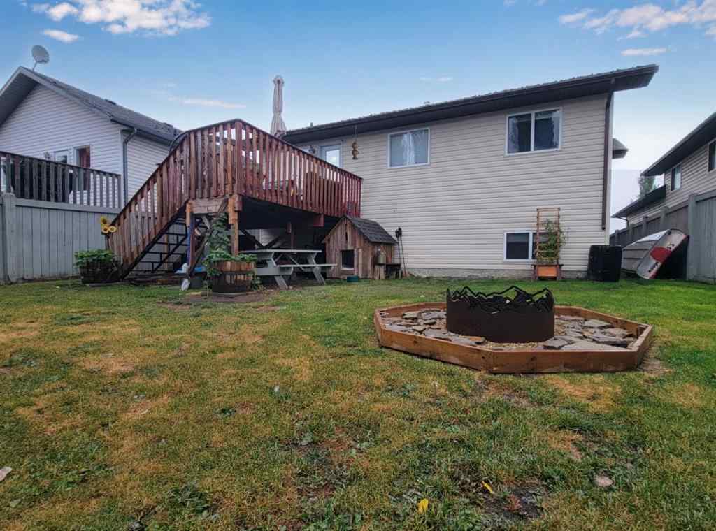 MLS® A2261651 - 44 Pinnacle Way  in Pinnacle Ridge Grande Prairie, Residential