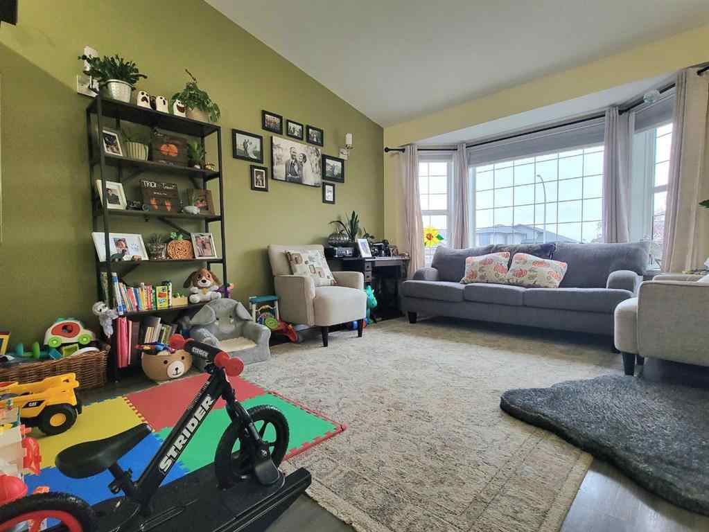 MLS® A2261651 - 44 Pinnacle Way  in Pinnacle Ridge Grande Prairie, Residential