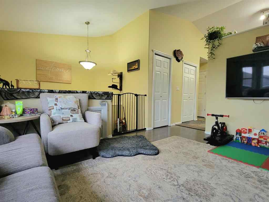 MLS® A2261651 - 44 Pinnacle Way  in Pinnacle Ridge Grande Prairie, Residential