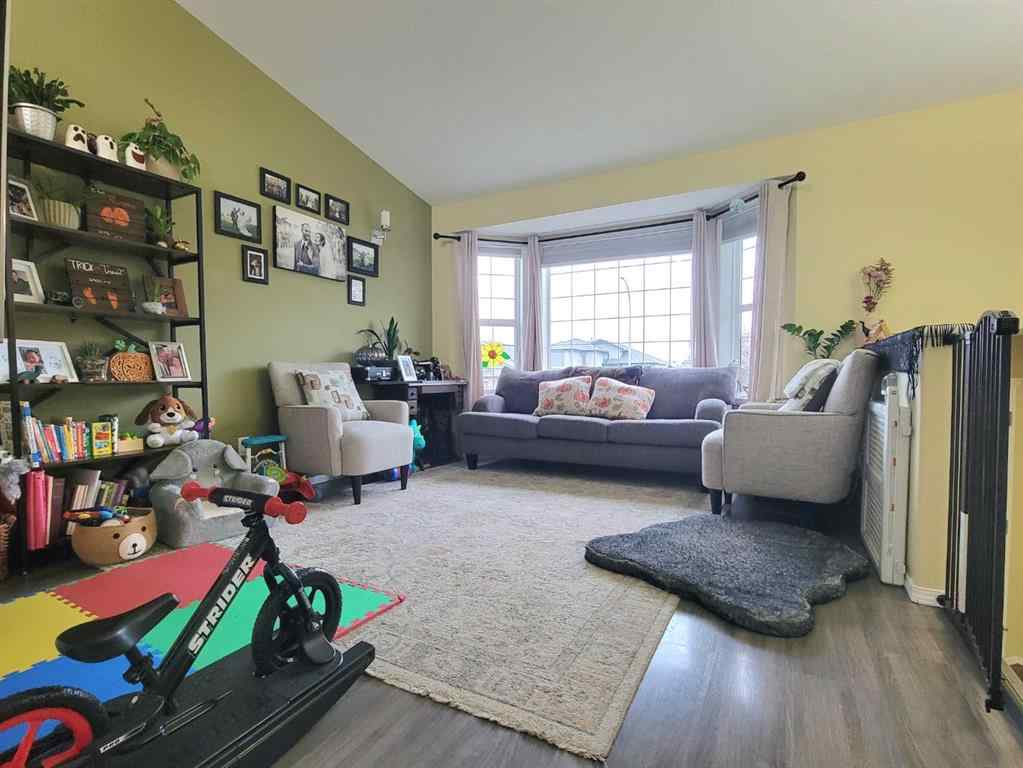 MLS® A2261651 - 44 Pinnacle Way  in Pinnacle Ridge Grande Prairie, Residential