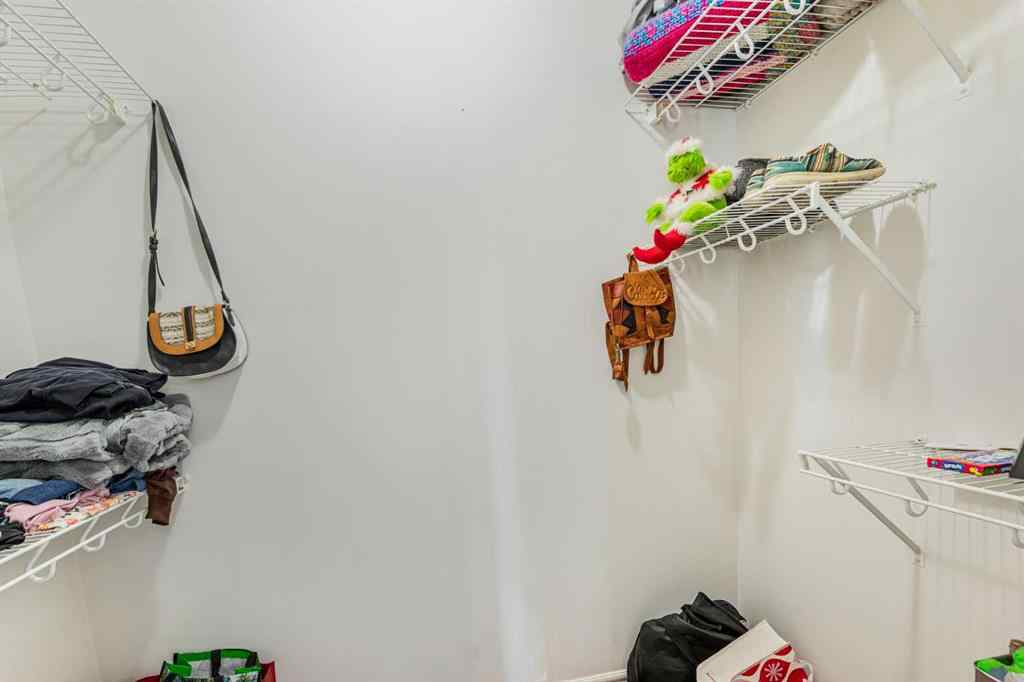 MLS® A2261655 - 103 Jepsen Crescent  in Johnstone Crossing Red Deer, Residential