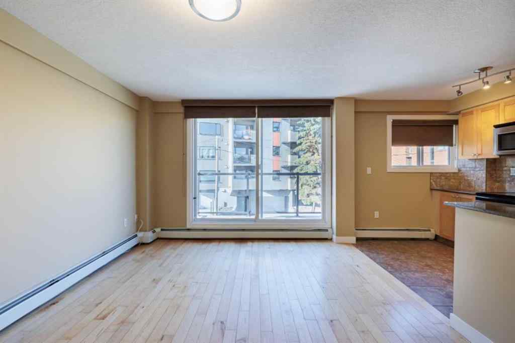 MLS® A2261656 - Unit #10 1715 13 Street SW in Lower Mount Royal Calgary, Residential