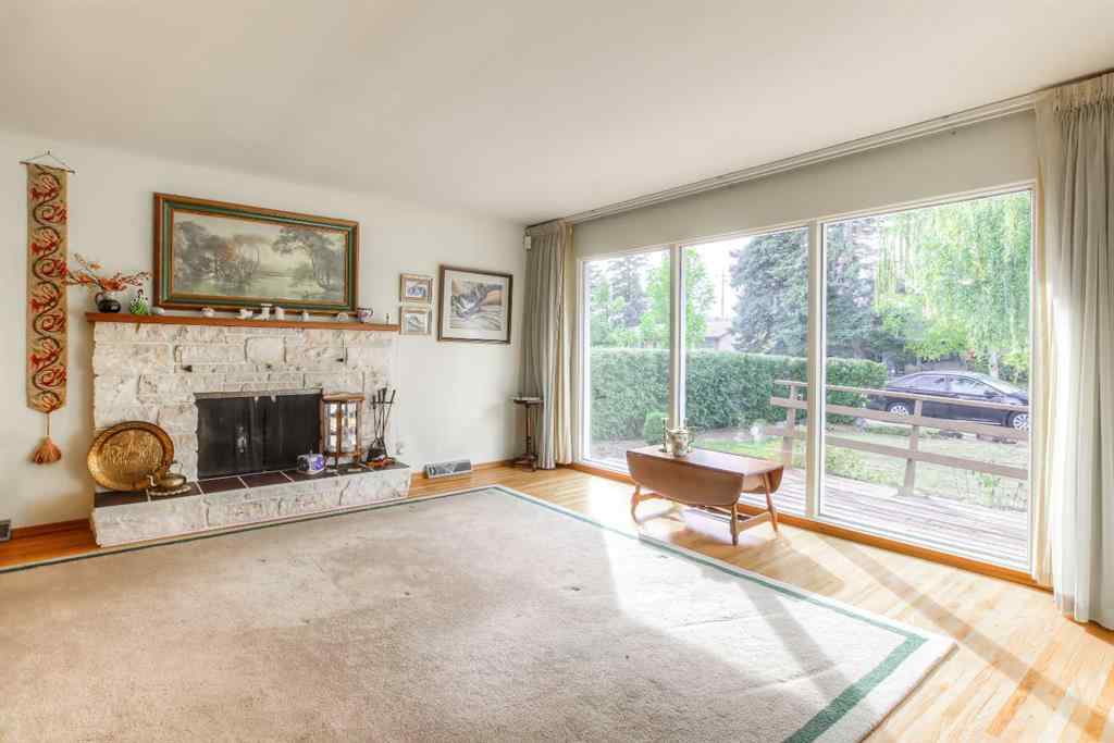 MLS® A2261667 - 82 Wedgewood Drive SW in Wildwood Calgary, Residential