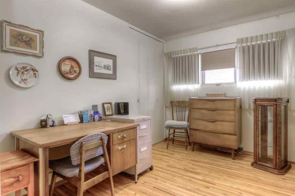 MLS® A2261667 - 82 Wedgewood Drive SW in Wildwood Calgary, Residential