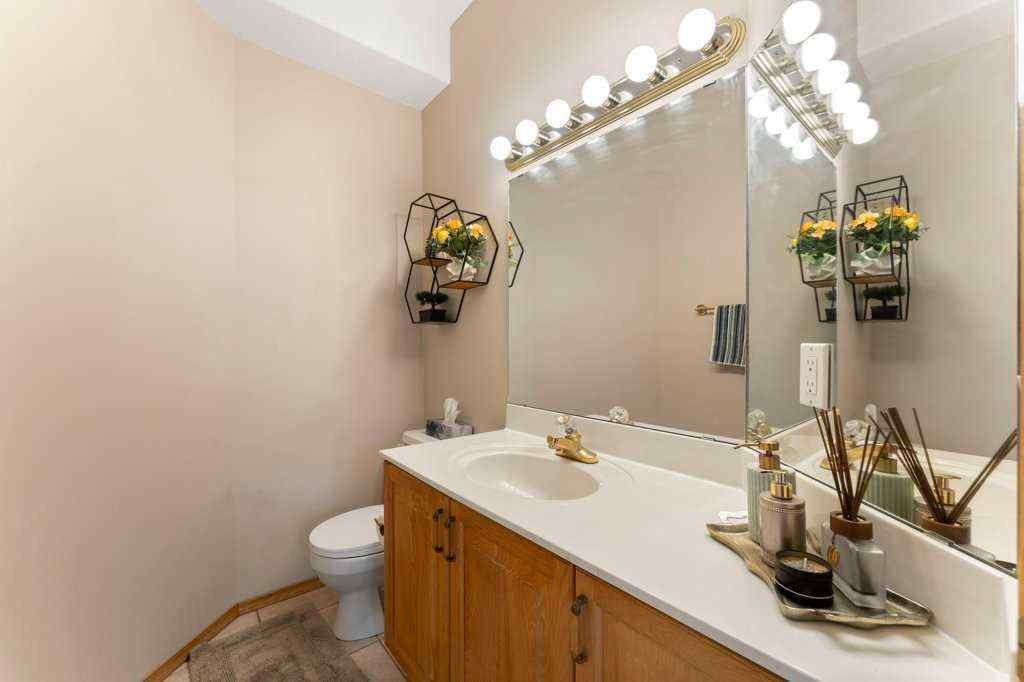 MLS® A2261671 - 10 Grande Point Estates  in Grande Pointe Estates Strathmore, Residential