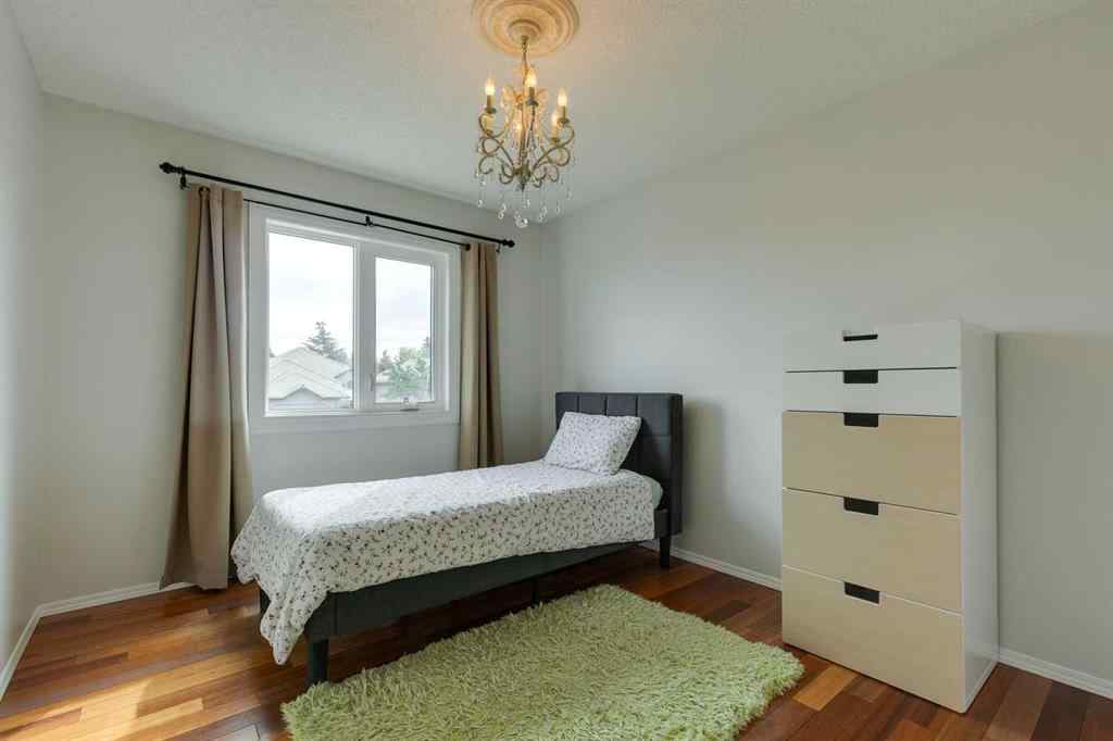 MLS® A2261673 - 2208 Sirocco Drive SW in Signal Hill Calgary, Residential