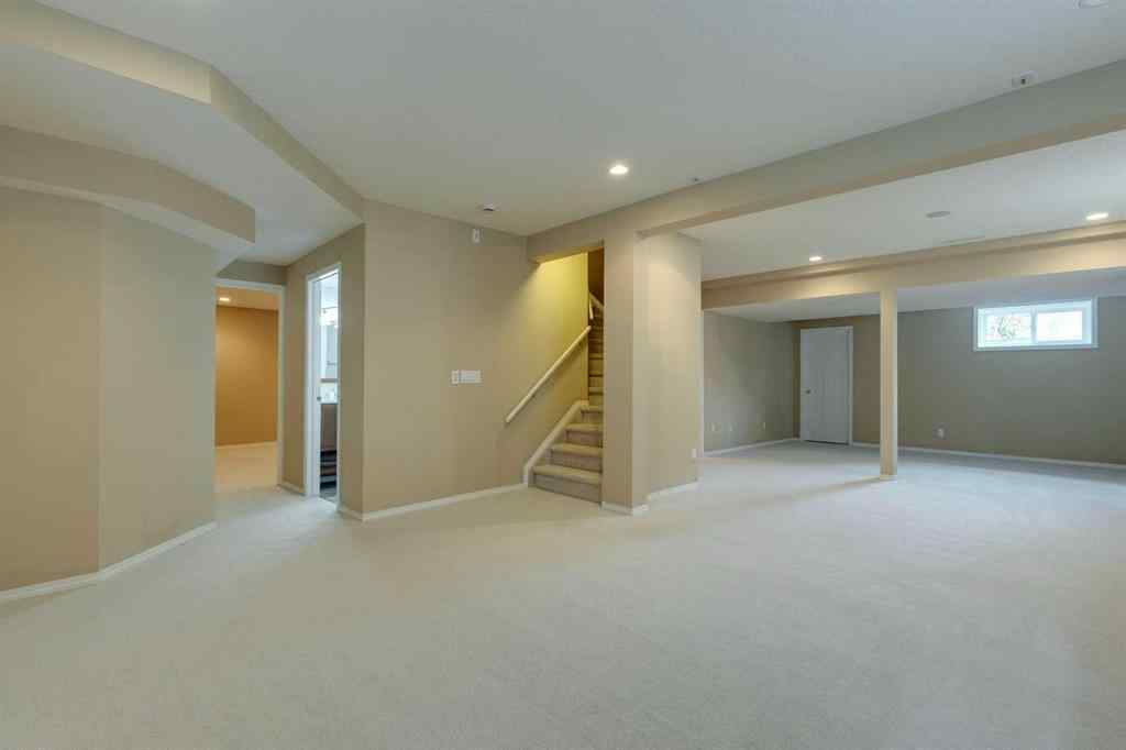 MLS® A2261673 - 2208 Sirocco Drive SW in Signal Hill Calgary, Residential