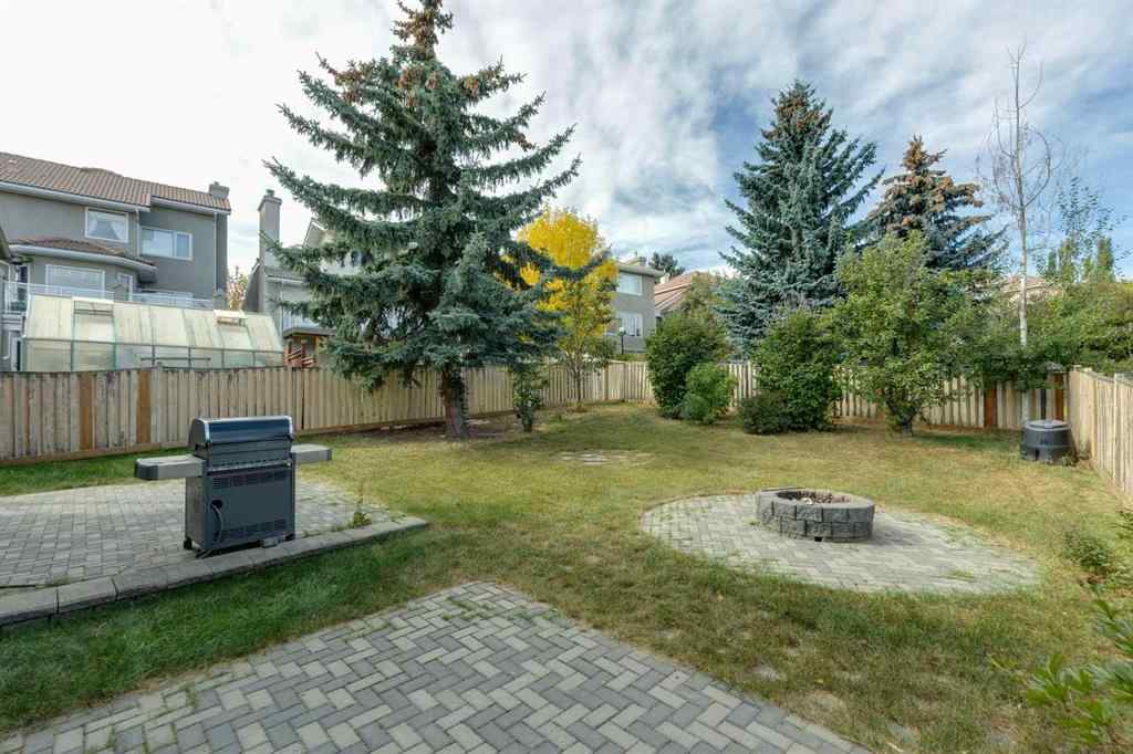 MLS® A2261673 - 2208 Sirocco Drive SW in Signal Hill Calgary, Residential