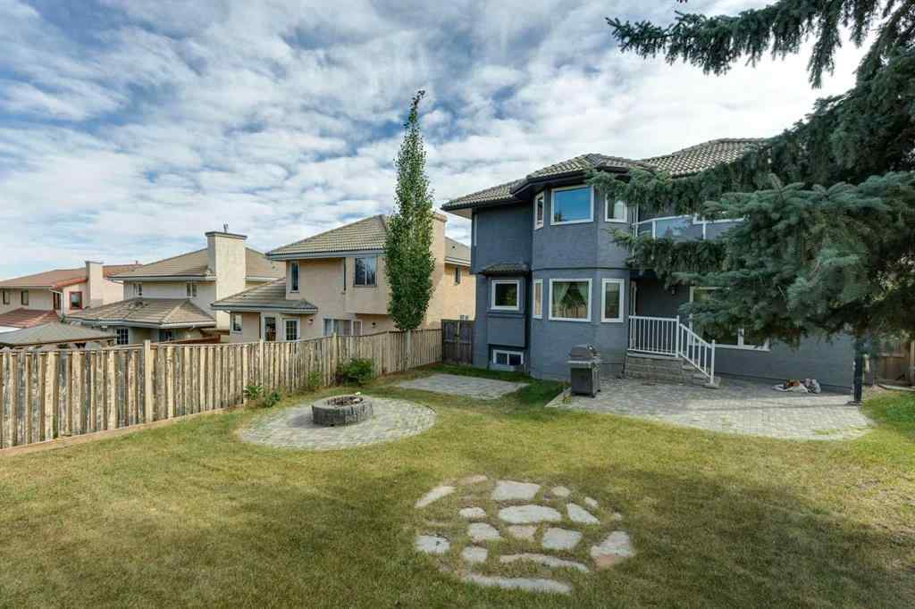 MLS® A2261673 - 2208 Sirocco Drive SW in Signal Hill Calgary, Residential