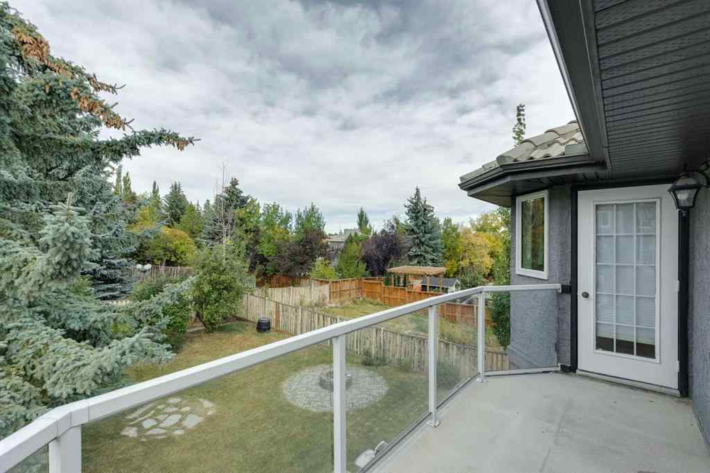 MLS® A2261673 - 2208 Sirocco Drive SW in Signal Hill Calgary, Residential