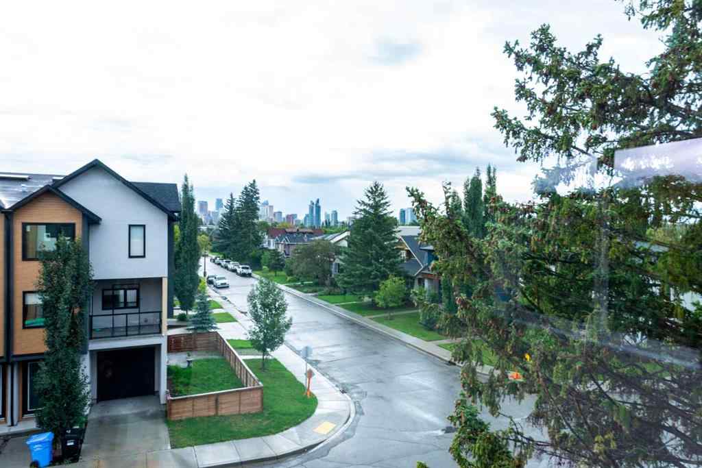 MLS® A2261674 - 2402 Westmount Road NW in West Hillhurst Calgary, Residential