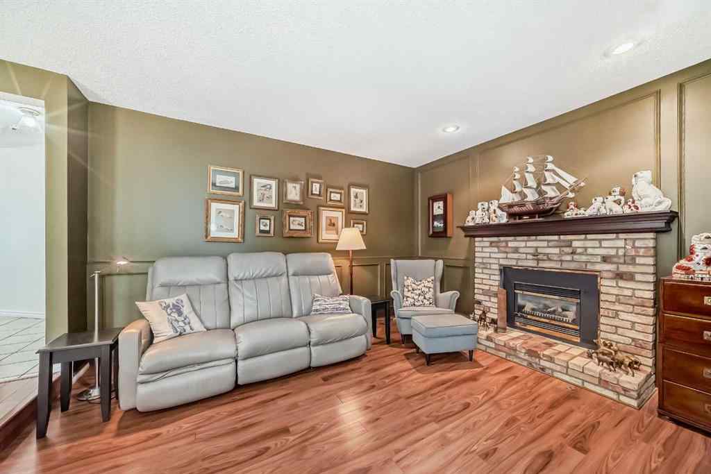 MLS® A2261675 - 164 Woodfield Road SW in Woodbine Calgary, Residential