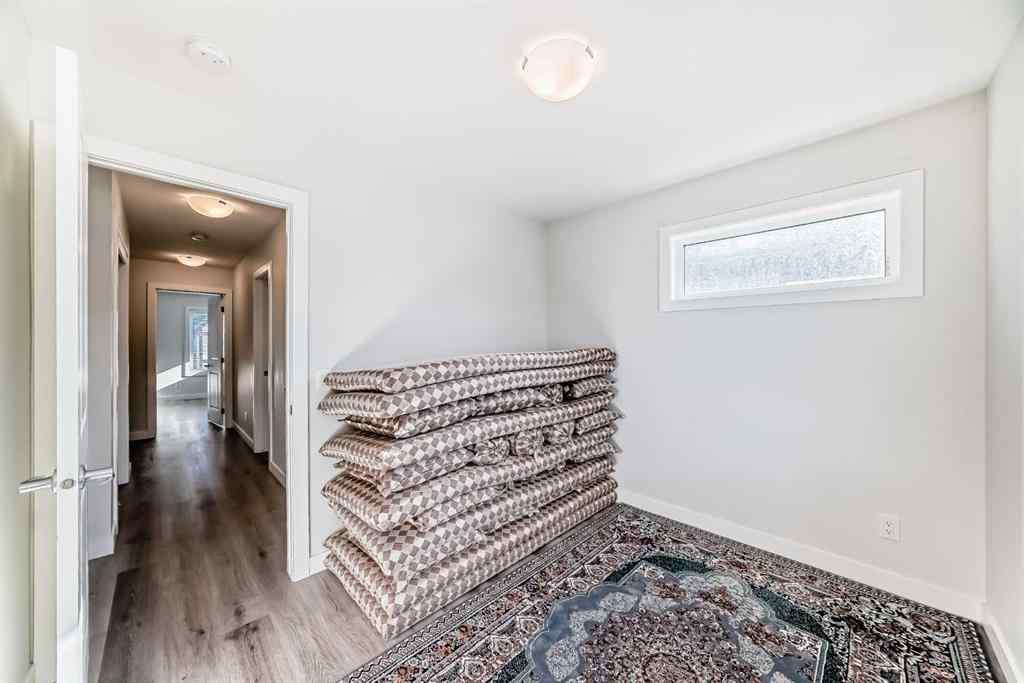 MLS® A2261676 - 30 Evanscrest Park NW in Evanston Calgary, Residential