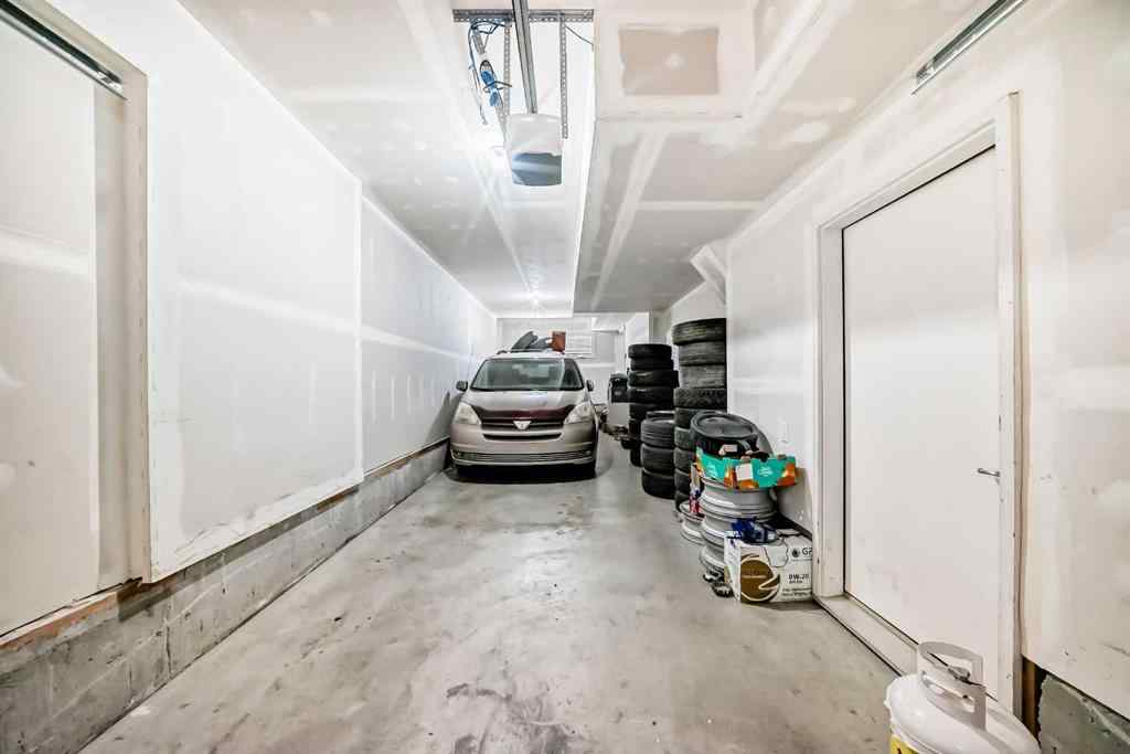 MLS® A2261676 - 30 Evanscrest Park NW in Evanston Calgary, Residential