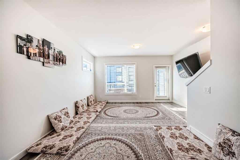 MLS® A2261676 - 30 Evanscrest Park NW in Evanston Calgary, Residential