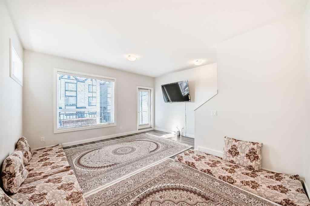 MLS® A2261676 - 30 Evanscrest Park NW in Evanston Calgary, Residential