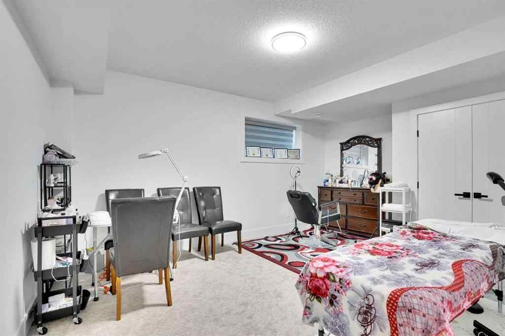 MLS® A2261678 - 179 Kinniburgh Loop   in Kinniburgh South Chestermere, Residential