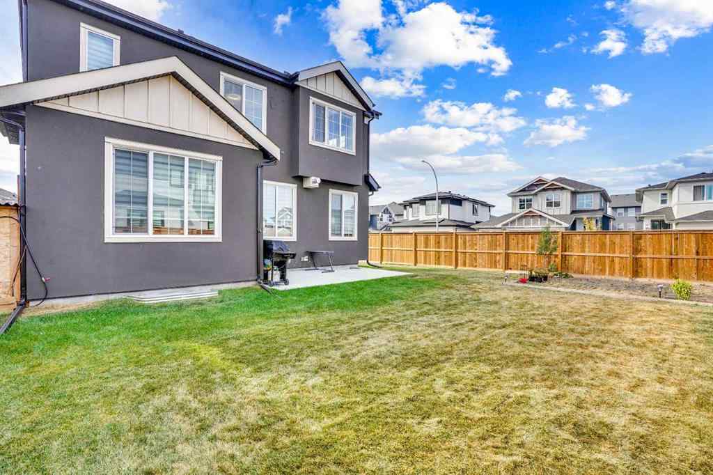 MLS® A2261678 - 179 Kinniburgh Loop   in Kinniburgh South Chestermere, Residential