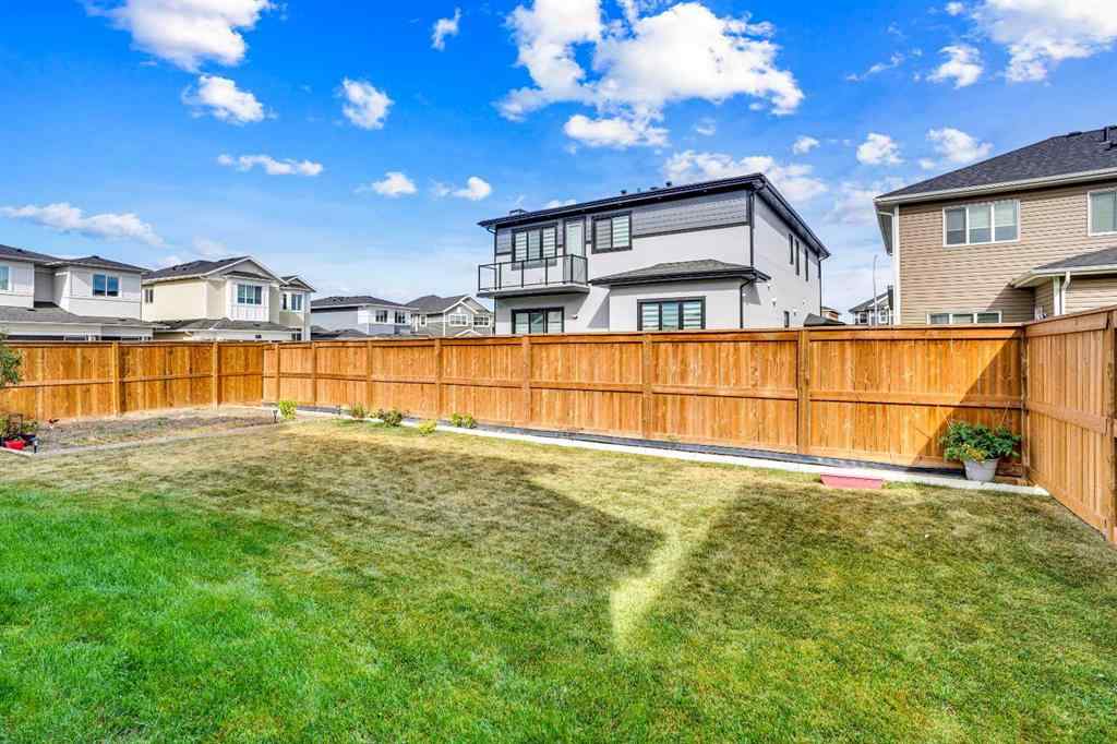 MLS® A2261678 - 179 Kinniburgh Loop   in Kinniburgh South Chestermere, Residential