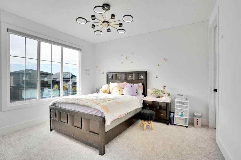 MLS® A2261678 - 179 Kinniburgh Loop   in Kinniburgh South Chestermere, Residential