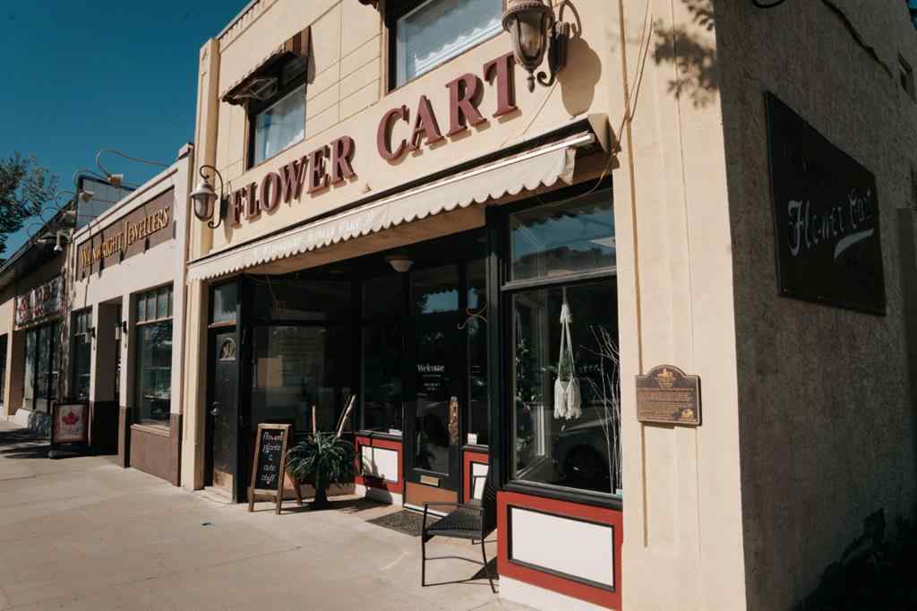 MLS® A2261683 - 320 10 Street  in Wainwright Wainwright, Commercial