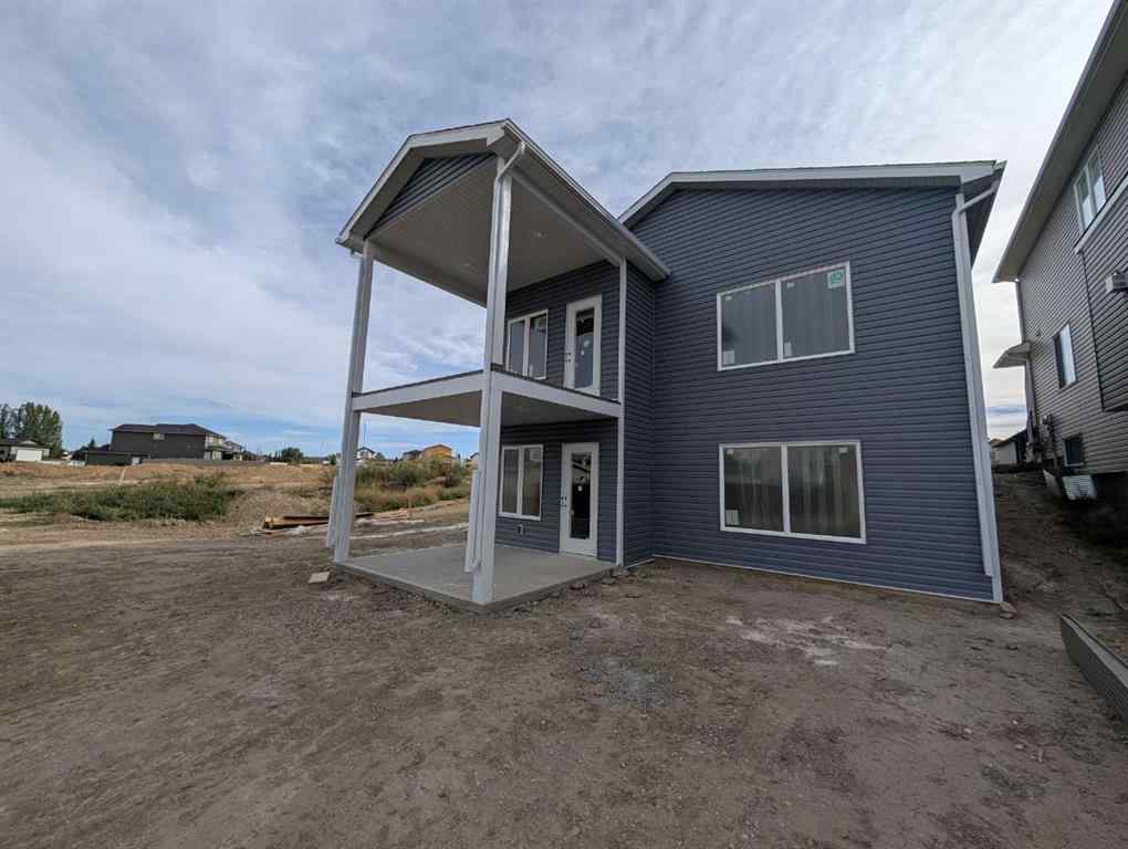 MLS® A2261685 - 62 Sunwood Crescent SW in SW Southridge Medicine Hat, Residential