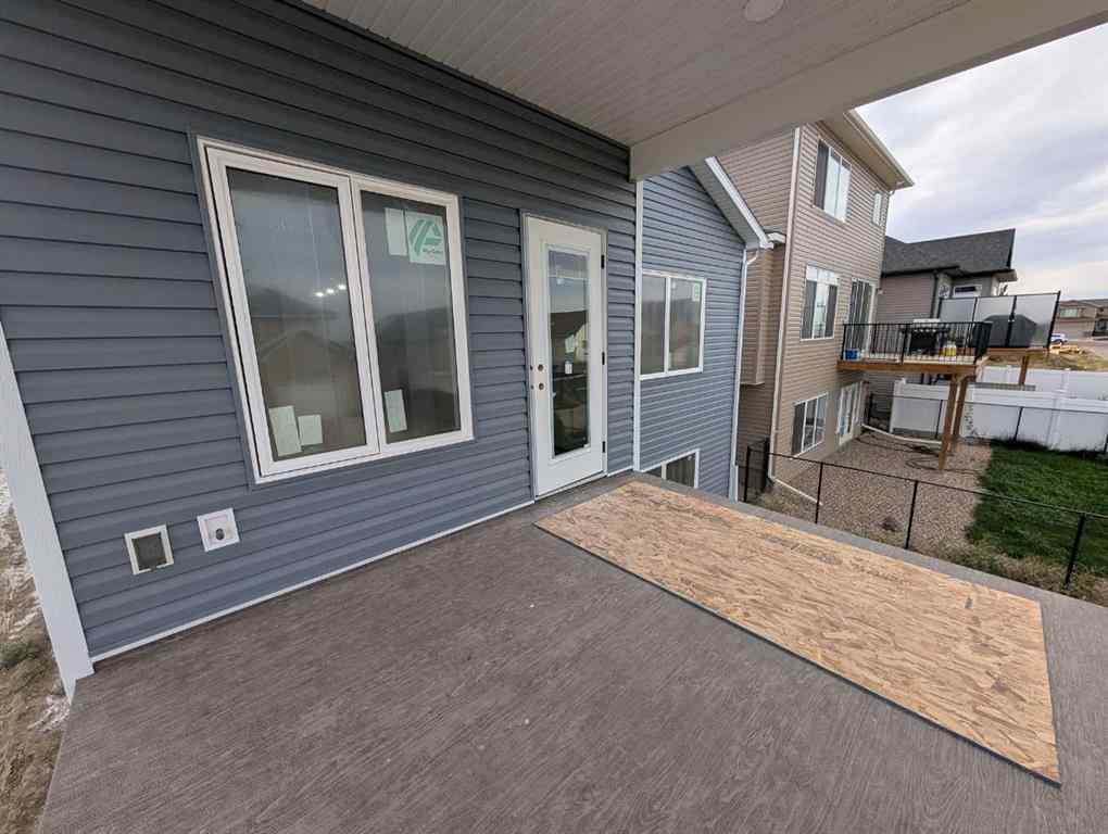 MLS&reg; # A2261685 - 62 Sunwood Crescent SW in SW Southridge Medicine Hat, Residential Open Houses