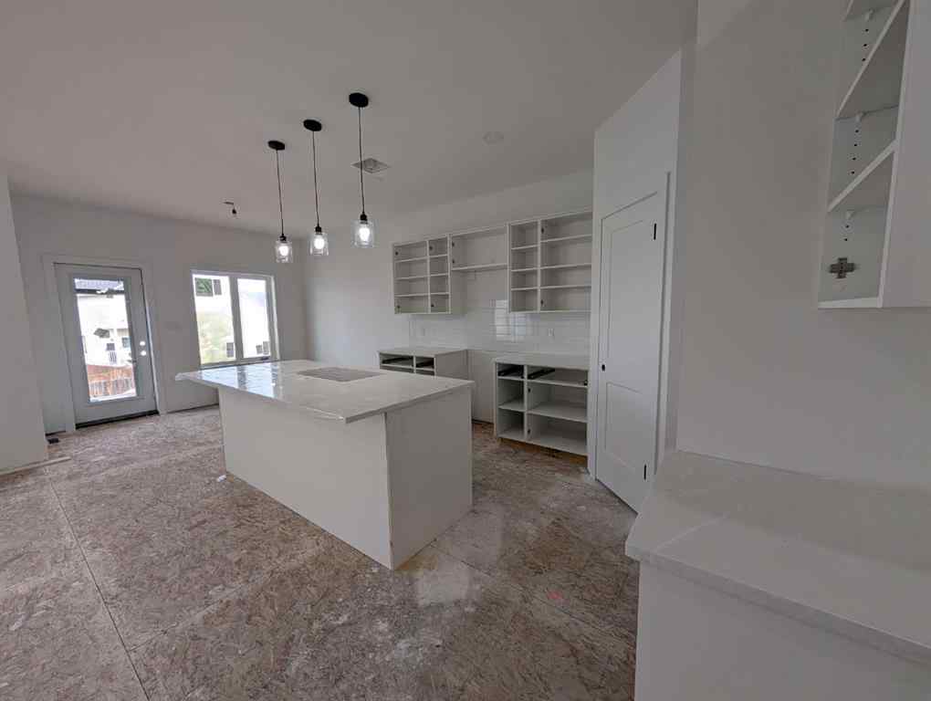 MLS® A2261685 - 62 Sunwood Crescent SW in SW Southridge Medicine Hat, Residential