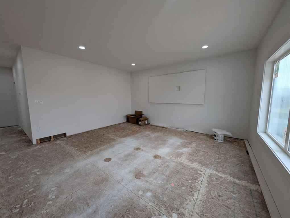 MLS® A2261685 - 62 Sunwood Crescent SW in SW Southridge Medicine Hat, Residential