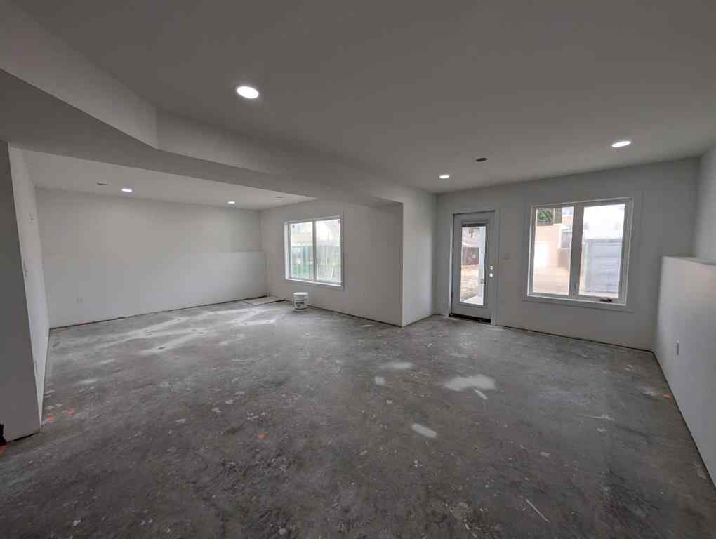 MLS® A2261685 - 62 Sunwood Crescent SW in SW Southridge Medicine Hat, Residential