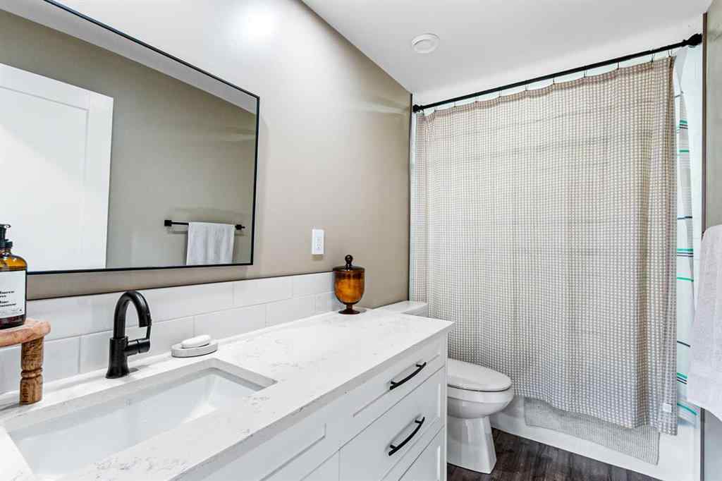 MLS® A2261692 - 6 Mt View Close  in NONE Olds, Residential