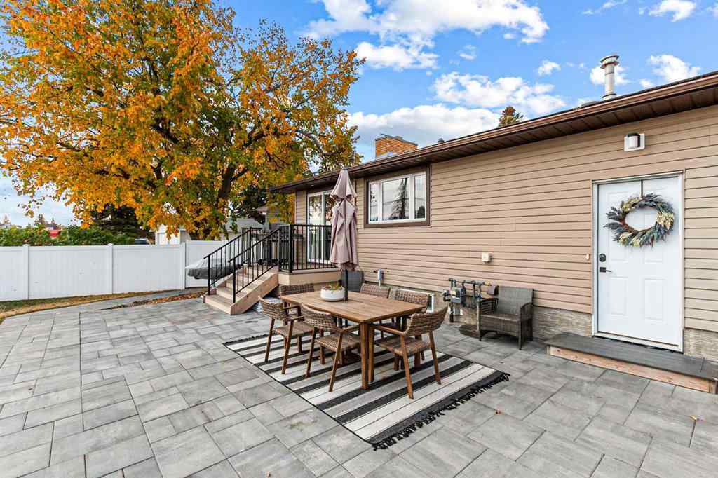 MLS® A2261692 - 6 Mt View Close  in NONE Olds, Residential