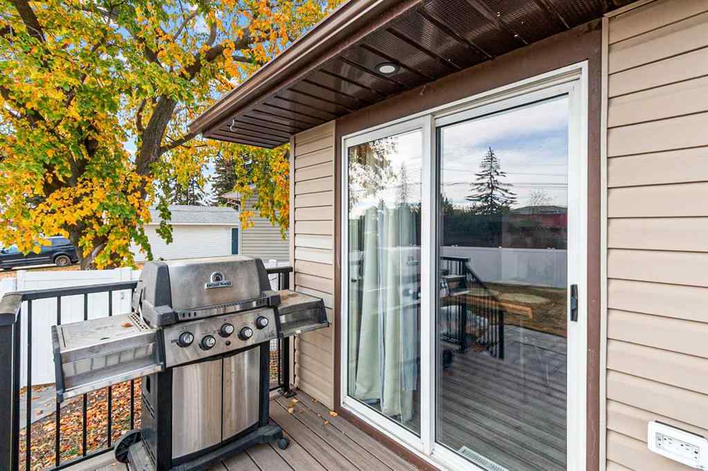 MLS® A2261692 - 6 Mt View Close  in NONE Olds, Residential