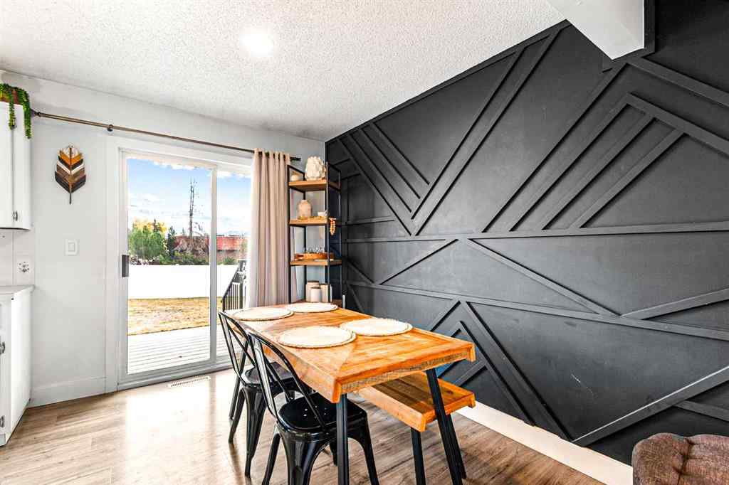 MLS® A2261692 - 6 Mt View Close  in NONE Olds, Residential