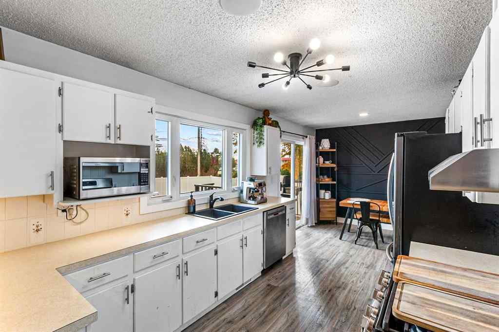 MLS® A2261692 - 6 Mt View Close  in NONE Olds, Residential