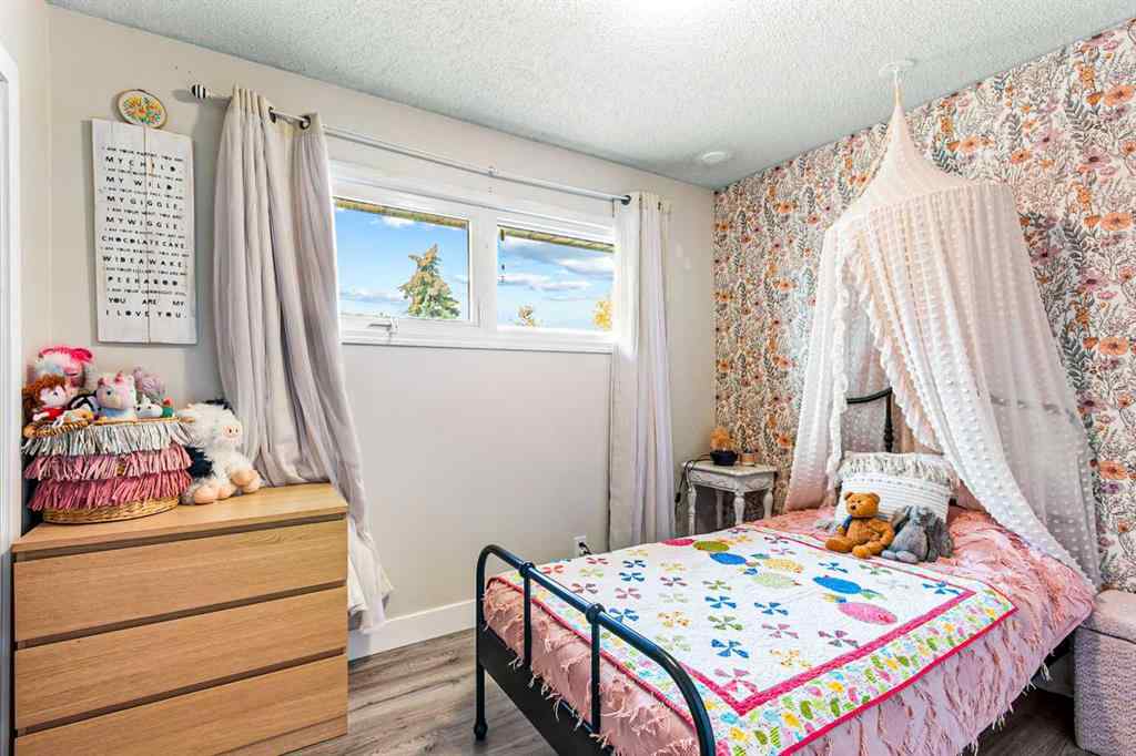 MLS® A2261692 - 6 Mt View Close  in NONE Olds, Residential