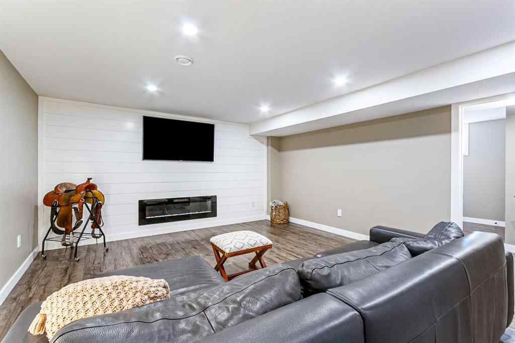 MLS® A2261692 - 6 Mt View Close  in NONE Olds, Residential