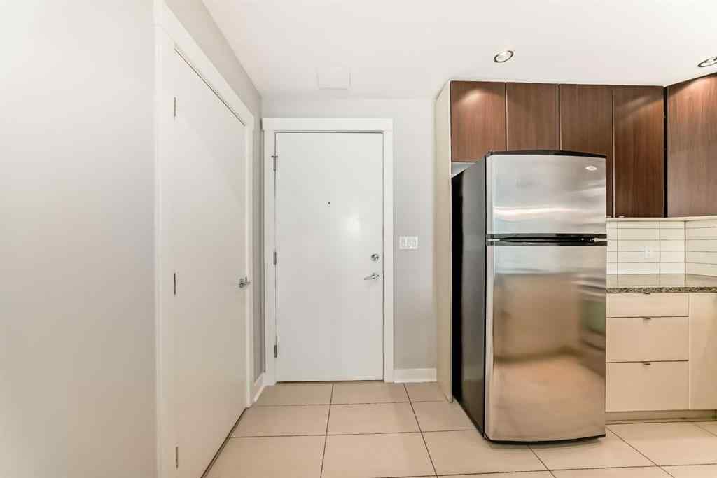 MLS® A2261699 - Unit #705 788 12 Avenue SW in Beltline Calgary, Residential