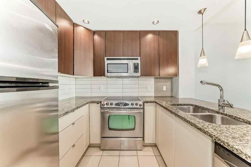 MLS® A2261699 - Unit #705 788 12 Avenue SW in Beltline Calgary, Residential