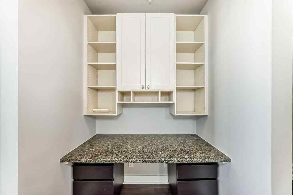 MLS® A2261699 - Unit #705 788 12 Avenue SW in Beltline Calgary, Residential