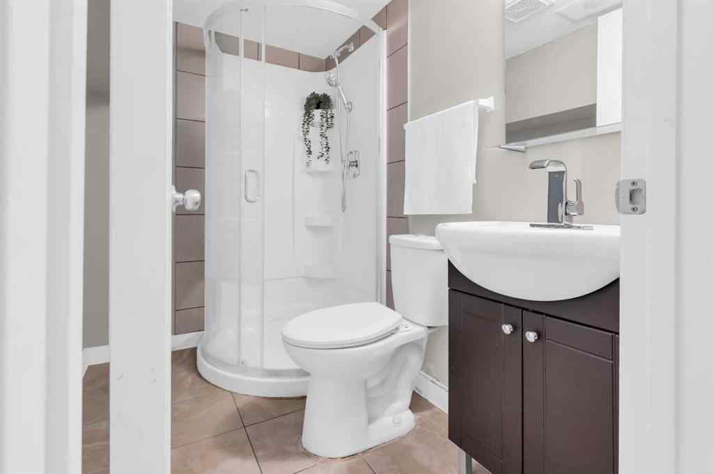 MLS® A2261705 - 187 Citadel Meadow Grove NW in Citadel Calgary, Residential