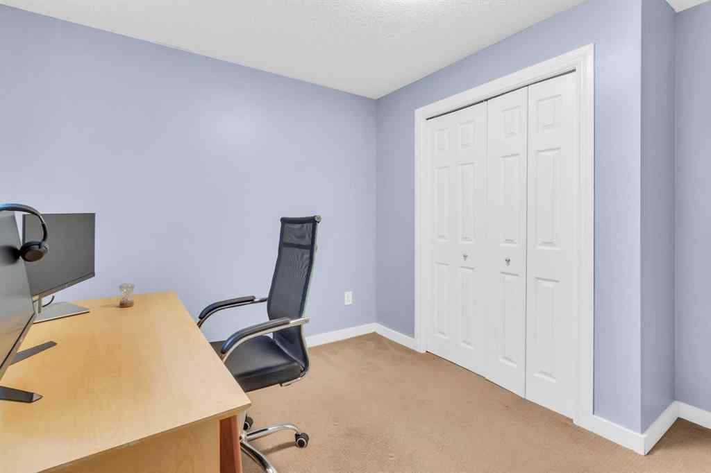 MLS® A2261705 - 187 Citadel Meadow Grove NW in Citadel Calgary, Residential