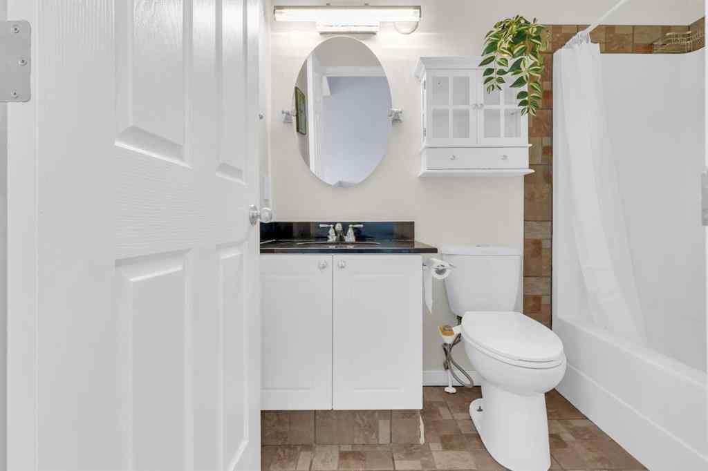 MLS® A2261705 - 187 Citadel Meadow Grove NW in Citadel Calgary, Residential