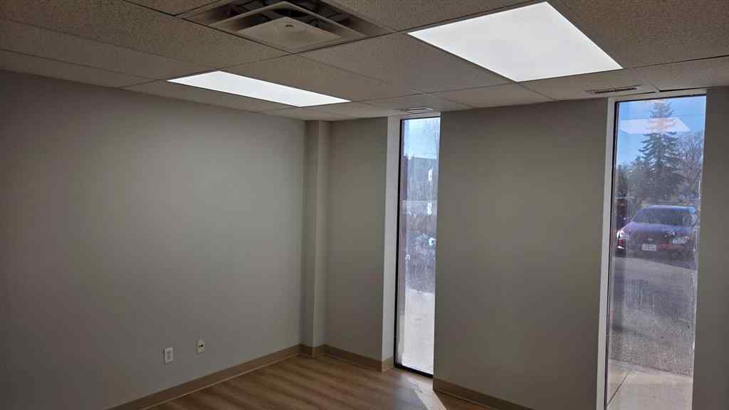 MLS® A2261718 - Unit #1 4980 76 Street  in Northlands Industrial Park Red Deer, Commercial