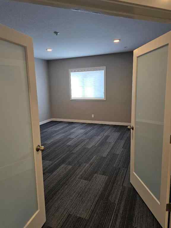 MLS® A2261720 - Unit #201 110 Pelican Place  in Pierview Sylvan Lake, Commercial